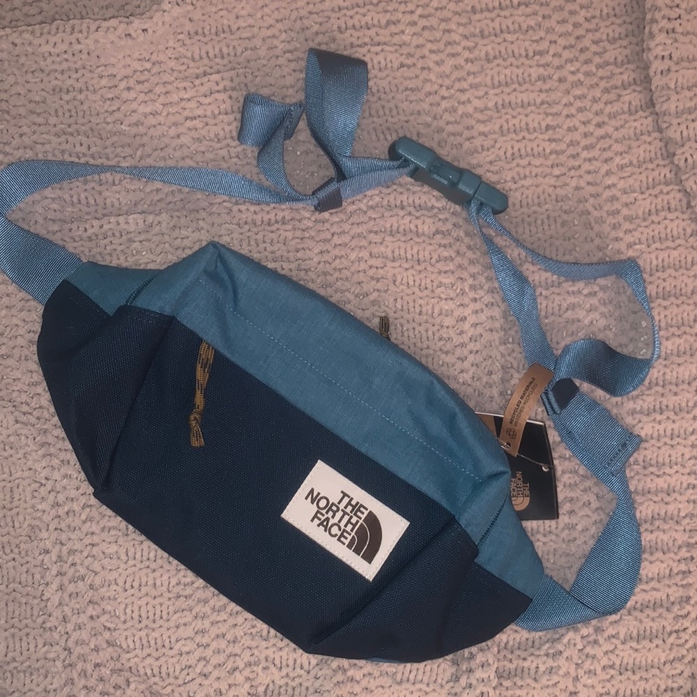 NWT North Face Fanny Pack